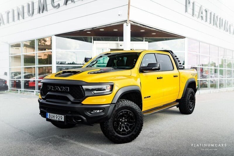 Gul Begagnad 2023 Dodge Ram Pickup | 1 499 000 kr - Bild 1/4