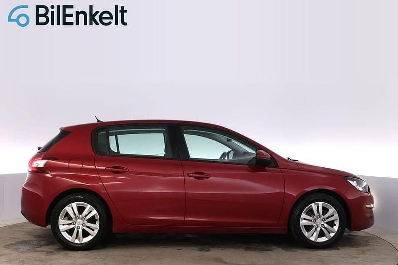 Begagnad Peugeot 308 Active 125 HK (91 kW) 2013 Mörkröd