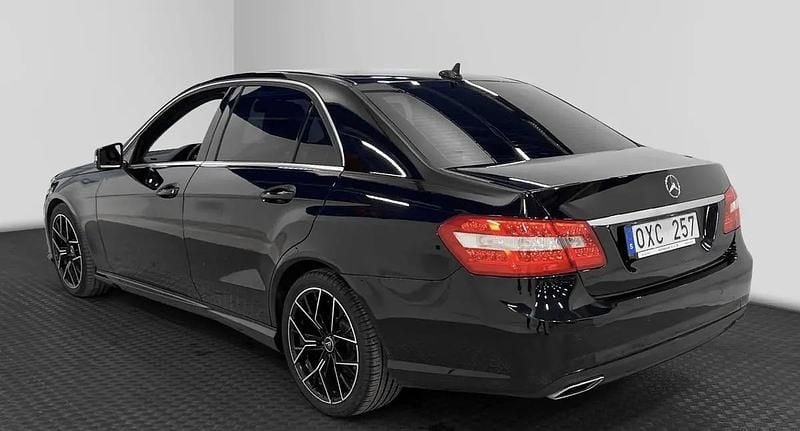 Begagnad 2013 Mercedes E220 Classic Sedan | 159 000 kr (Marknadspris) - Bild 1/4