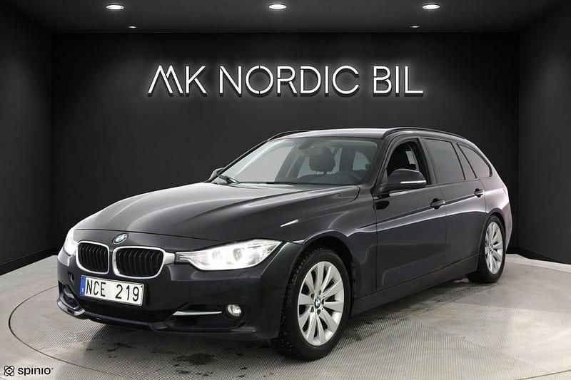Svart Begagnad 2012 BMW 328 Sport Line Kombi | 137 900 kr (Marknadspris) - Bild 1/4