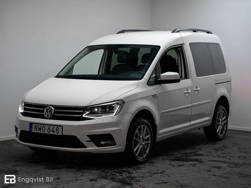 Begagnad VW Caddy 150 HK (110 kW) 2018 Vit Minibuss