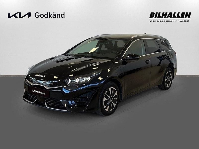 Svart Begagnad 2022 Kia Ceed Sportswagon Kombi | 259 900 kr (Lite dyr) - Bild 1/4