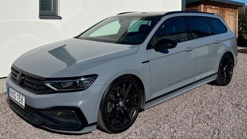 Grå Begagnad 2019 VW Passat GTS Kombi | 299 900 kr (Dyr) - Bild 1/4