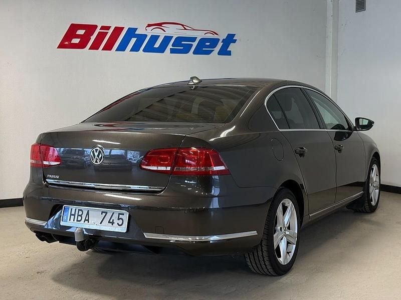 Begagnad VW Passat 160 HK (117 kW) 2012 Mörkbrun Sedan