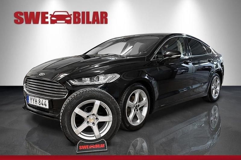 Begagnad Ford Mondeo Business Edition 160 HK (117 kW) 2017 Svart Halvkombi