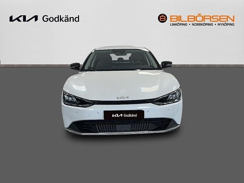 Begagnad Kia EV6 168 kW (229 HK) 2022 Vit (/swp/ snow white pearl) SUV