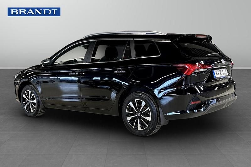 Begagnad MG MG5 EV Comfort 132 kW (180 HK) 2022 Svart Kombi