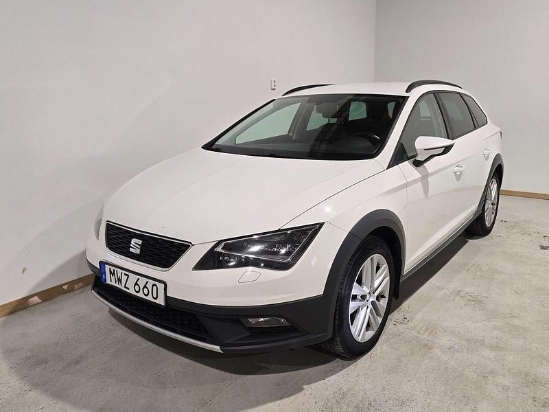 Vit Begagnad 2017 Seat Leon X-Perience 4Drive Kombi | 109 500 kr (Marknadspris) - Bild 1/4