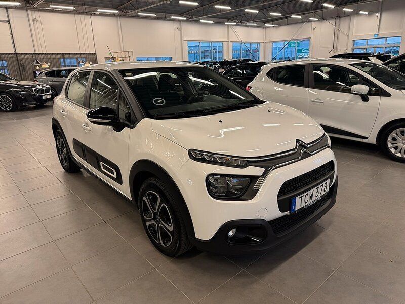Vit Begagnad 2021 Citroën C3 PureTech Halvkombi | 115 000 kr (Bra pris) - Bild 1/4