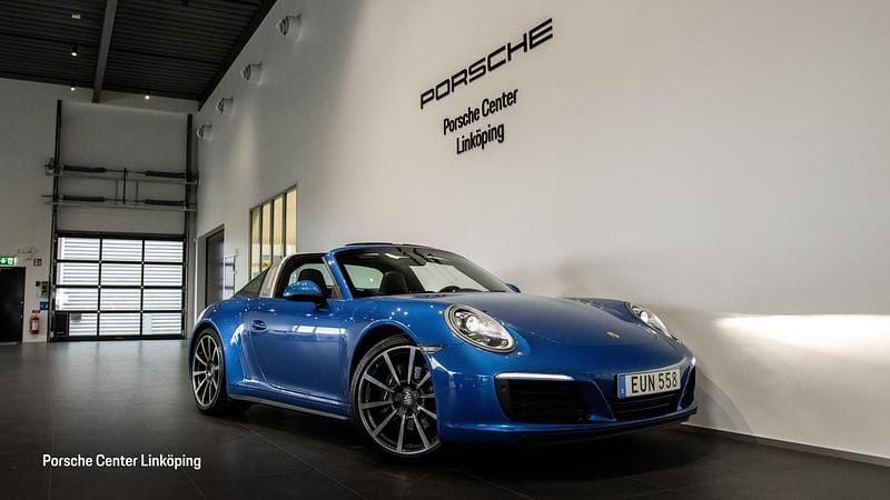 Begagnad Porsche 911 Targa 4 370 HK (272 kW) 2017 Blå Cab