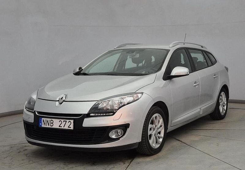 Silver Begagnad 2013 Renault Mégane GrandTour Kombi | 59 900 kr (Marknadspris) - Bild 1/4