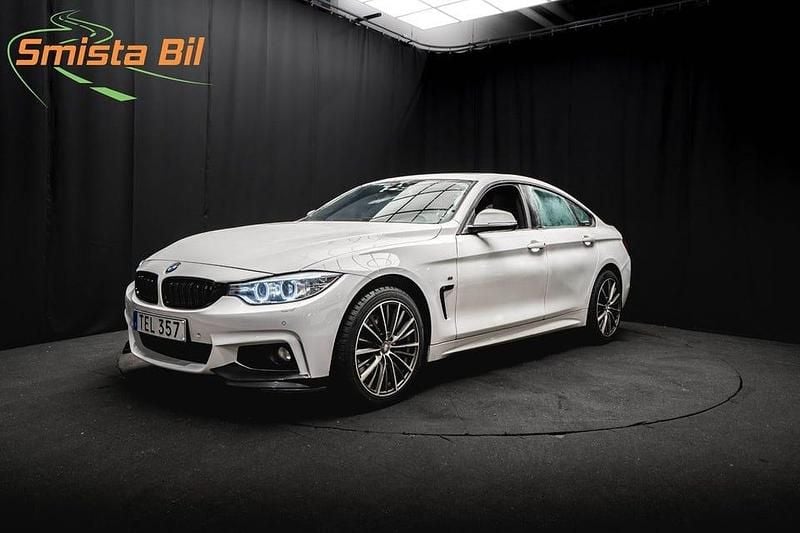 Vit Begagnad 2016 BMW 430 M Sport Sportkupé | 248 900 kr (Marknadspris) - Bild 1/3