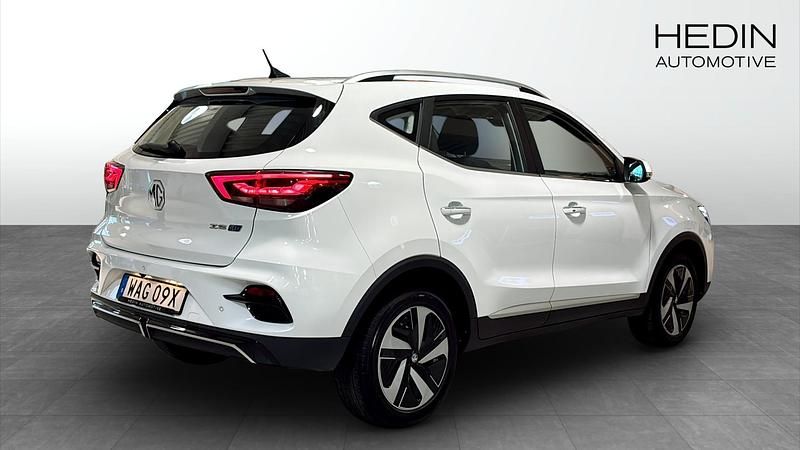 Begagnad MG ZS Comfort 114 kW (156 HK) 2022 Vit SUV