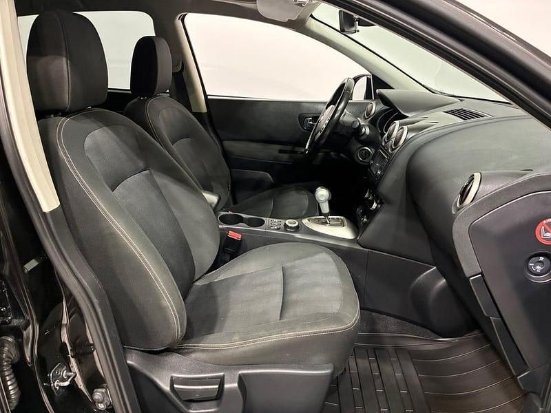 Begagnad Nissan Qashqai +2 150 HK (110 kW) 2011 Svart SUV