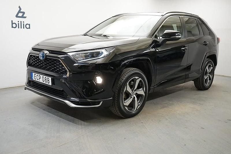 Begagnad Toyota RAV4 Hybrid 185 HK (136 kW) 2021 Svart SUV