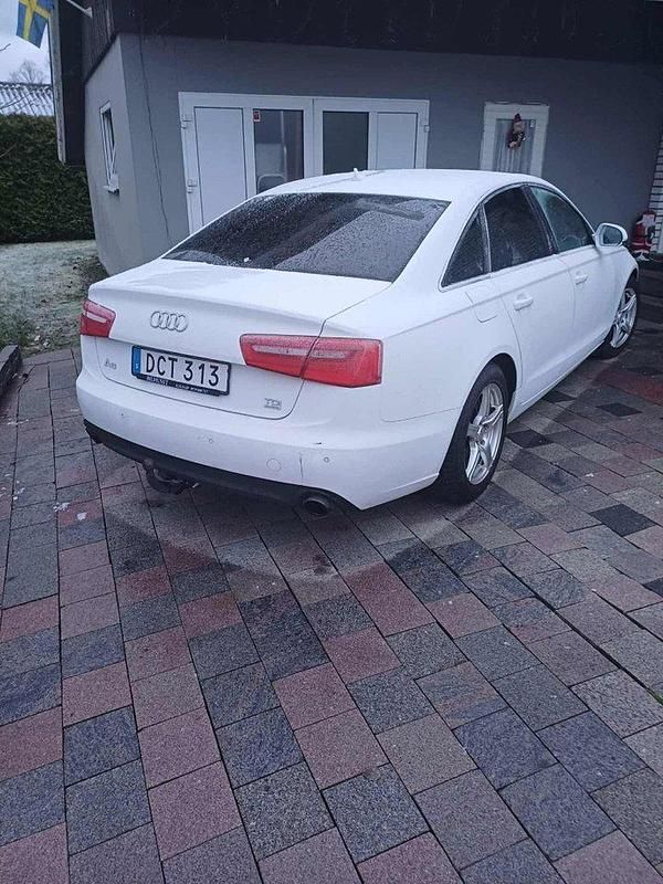 Vit Begagnad 2013 Audi A6 Ambition Sedan | 110 000 kr (Superpris) - Bild 1/4