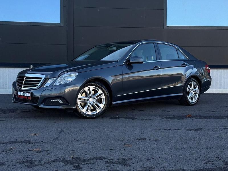 Mörkgrå Begagnad 2009 Mercedes E350 Avantgarde Sedan | 129 800 kr (Marknadspris) - Bild 1/4