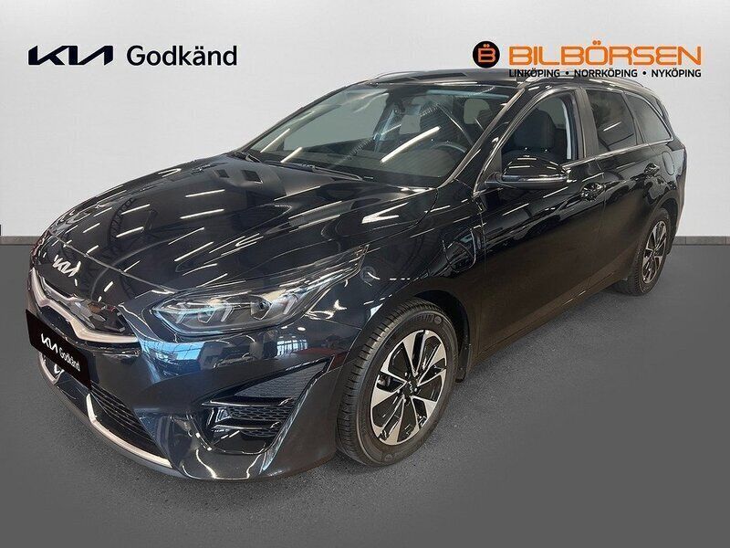 Svartmetallic Begagnad 2023 Kia Ceed Sportswagon Kombi | 269 900 kr (Lite dyr) - Bild 1/4