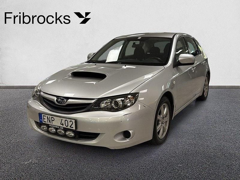 Silver Begagnad 2010 Subaru Impreza Active Halvkombi | 59 900 kr (Bra pris) - Bild 1/4