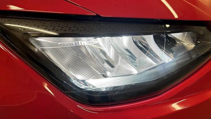 Begagnad Seat Ibiza Style 110 HK (80 kW) 2022 Röd Halvkombi