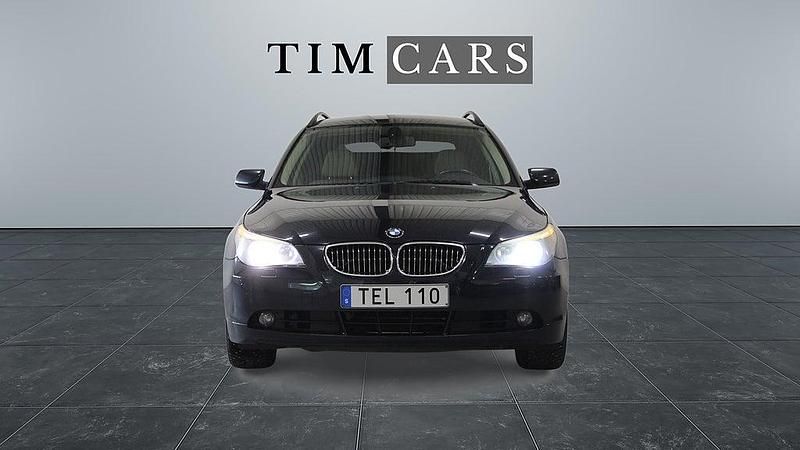Begagnad BMW 525 222 HK (163 kW) 2006 Blå Kombi