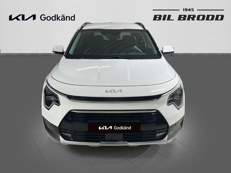 Begagnad Kia Niro 185 HK (136 kW) 2022 Vit SUV