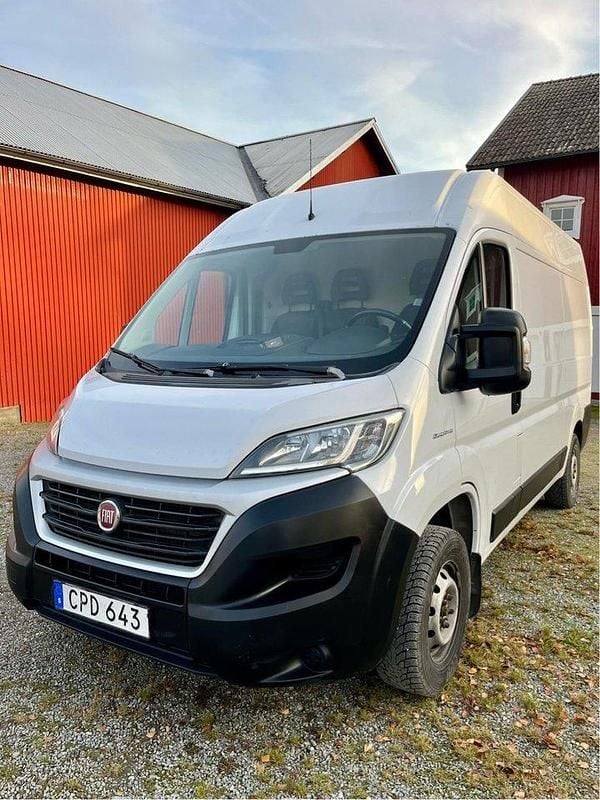 Vit Begagnad 2018 Fiat Ducato Van | 115 000 kr (Marknadspris) - Bild 1/4