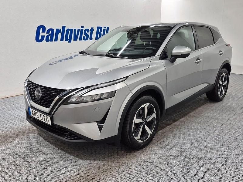 Silver (grå metallic) Begagnad 2024 Nissan Qashqai N-Connecta SUV | 299 000 kr (Marknadspris) - Bild 1/4