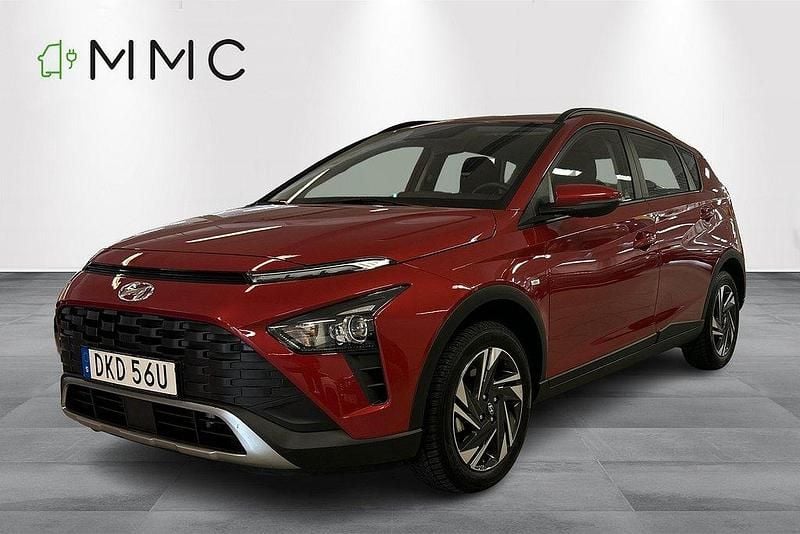 Röd (dragon red) Begagnad 2021 Hyundai Bayon Essential SUV | 198 000 kr (Marknadspris) - Bild 1/4