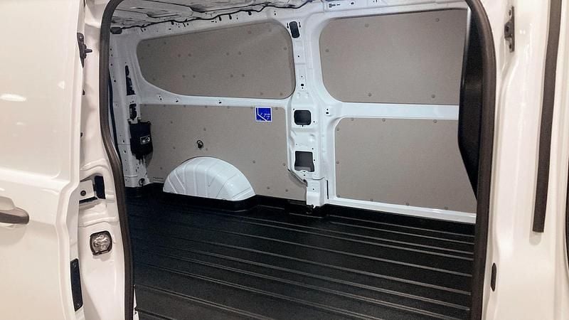 Ny Ford Transit Custom 2026 Vit Pickup