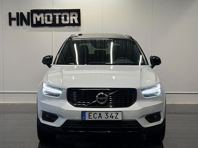 Begagnad Volvo XC40 R-Design 129 HK (94 kW) 2021 Vit SUV