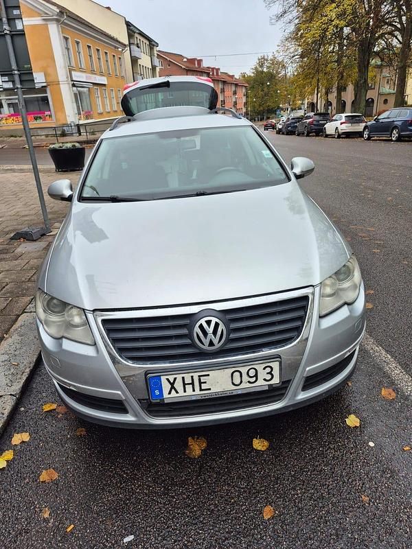 Begagnad 2006 VW Passat Kombi | 39 000 kr (Lite dyr) - Bild 1/4