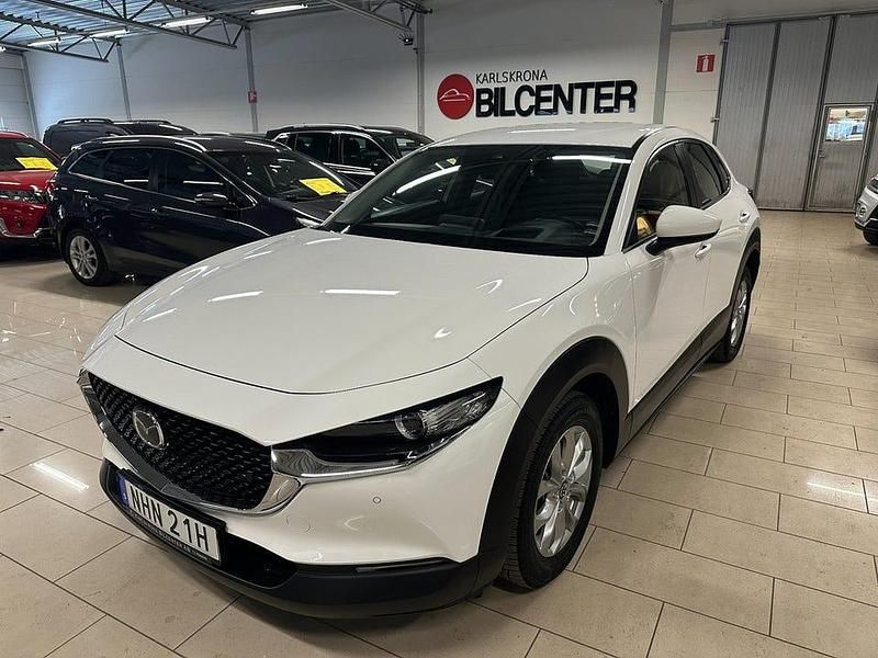 Vit Begagnad 2021 Mazda CX-30 Sky SUV | 239 000 kr (Marknadspris) - Bild 1/4