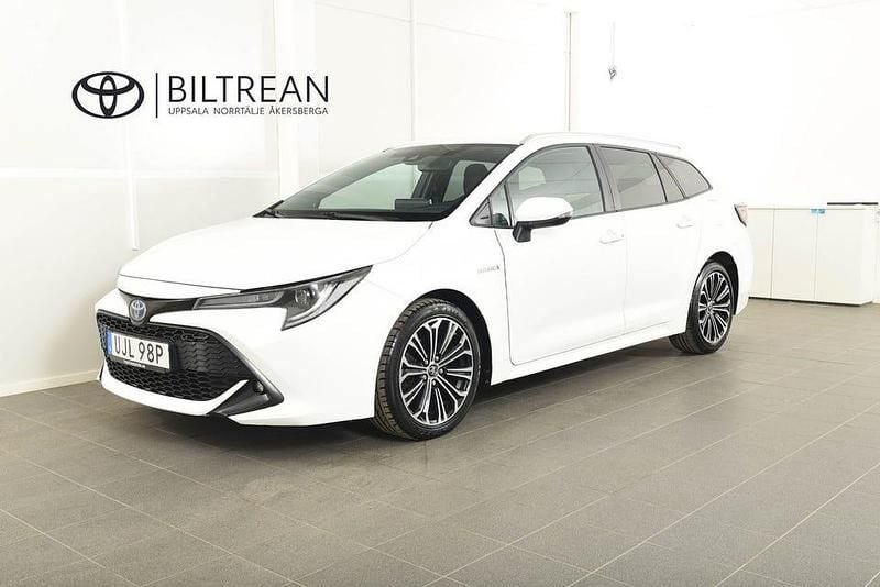 Begagnad Toyota Corolla Style 122 HK (89 kW) 2019 Vit Kombi