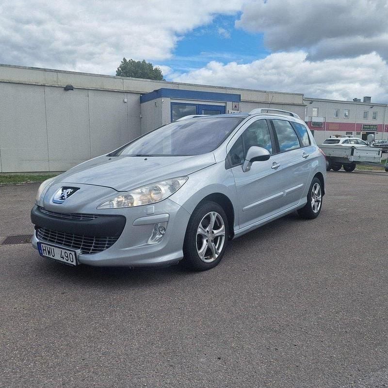 Grå Begagnad 2009 Peugeot 308 Kombi | 26 500 kr (Marknadspris) - Bild 1/4