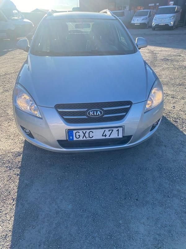 Begagnad Kia Ceed Sportswagon 125 HK (91 kW) 2008 Kombi
