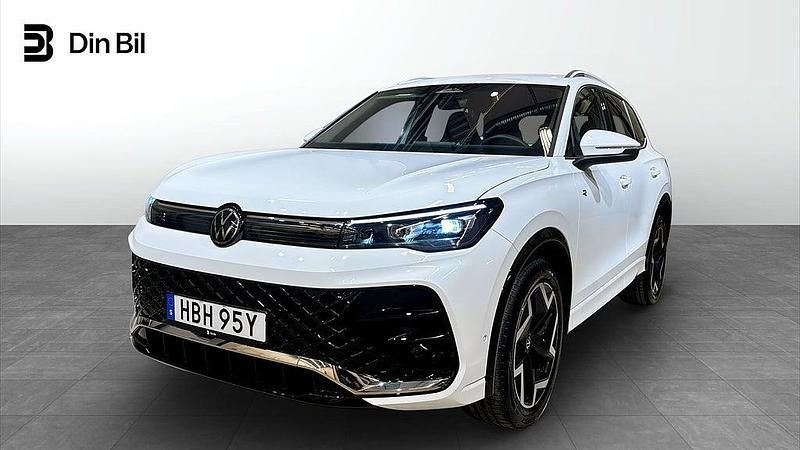 Vit Begagnad 2025 VW Tiguan R-line SUV | 429 500 kr (Bra pris) - Bild 1/4