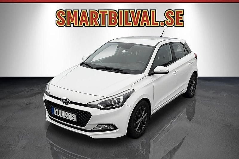 Begagnad Hyundai i20 Premium 101 HK (74 kW) 2017 Vit Halvkombi