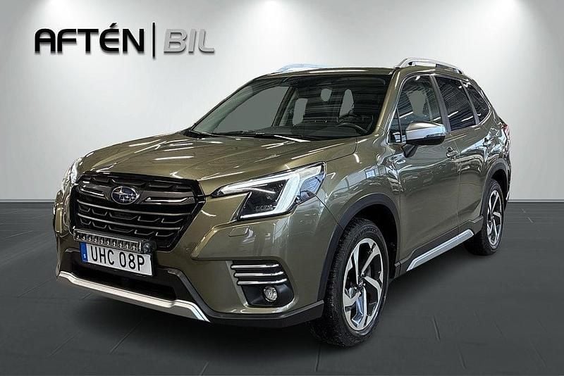 Grön Begagnad 2022 Subaru Forester SUV | 357 000 kr (Marknadspris) - Bild 1/3