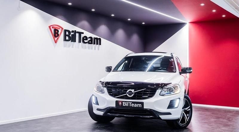 Begagnad Volvo XC60 Summum 181 HK (133 kW) 2014 Vit SUV