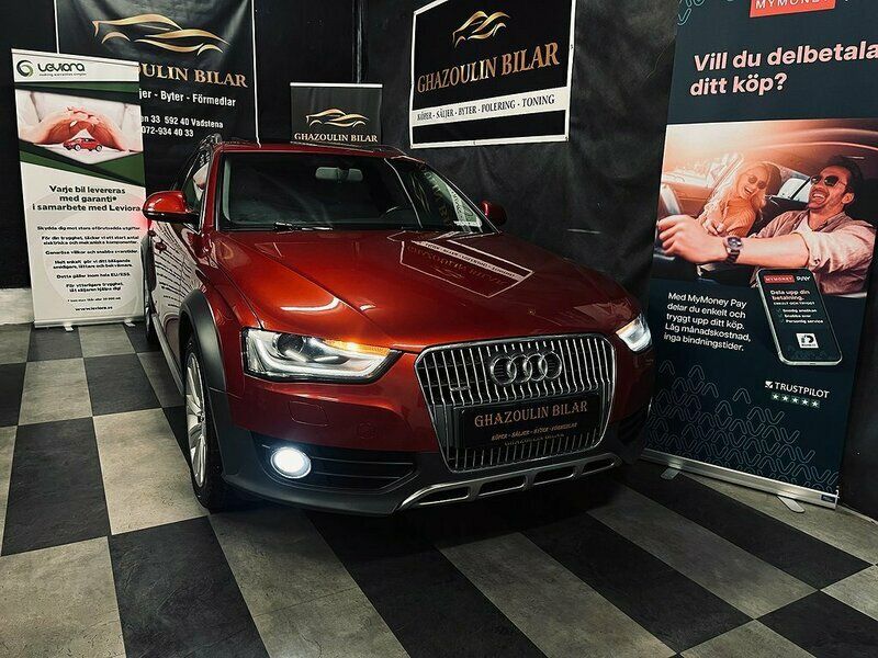 Begagnad Audi A4 Allroad Comfort 177 HK (130 kW) 2014 Röd (röd ) Kombi