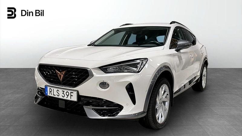 Vit (candy white) Begagnad 2023 Cupra Formentor SUV | 259 900 kr (Marknadspris) - Bild 1/4