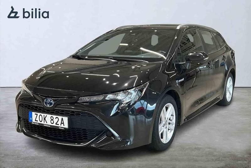 Svart Begagnad 2020 Toyota Corolla Kombi | 204 900 kr - Bild 1/1
