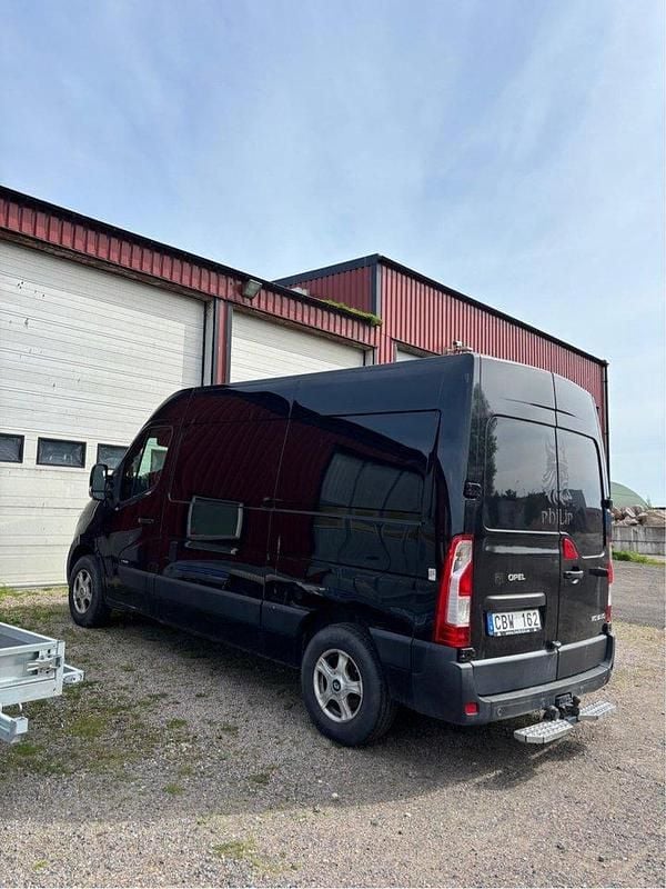 Svart Begagnad 2012 Opel Movano Van | 99 000 kr (Bra pris) - Bild 1/4
