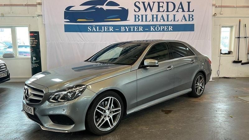 Silver Begagnad 2015 Mercedes E220 Classic Sedan | 199 800 kr (Lite dyr) - Bild 1/4