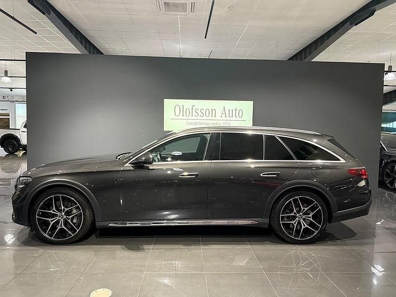 Begagnad Mercedes E300 Premium 197 HK (144 kW) 2023 Grå Kombi