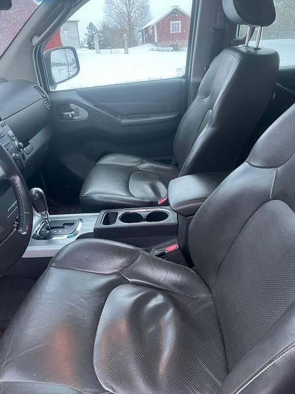 Begagnad Nissan Navara 231 HK (169 kW) 2015 Pickup