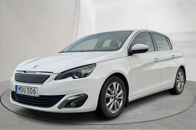 Vit Begagnad 2016 Peugeot 308 Allure | 94 800 kr (Superpris) - Bild 1/4
