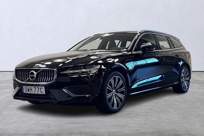 Svart Begagnad 2020 Volvo V60 Inscription Kombi | 289 900 kr (Marknadspris) - Bild 1/4