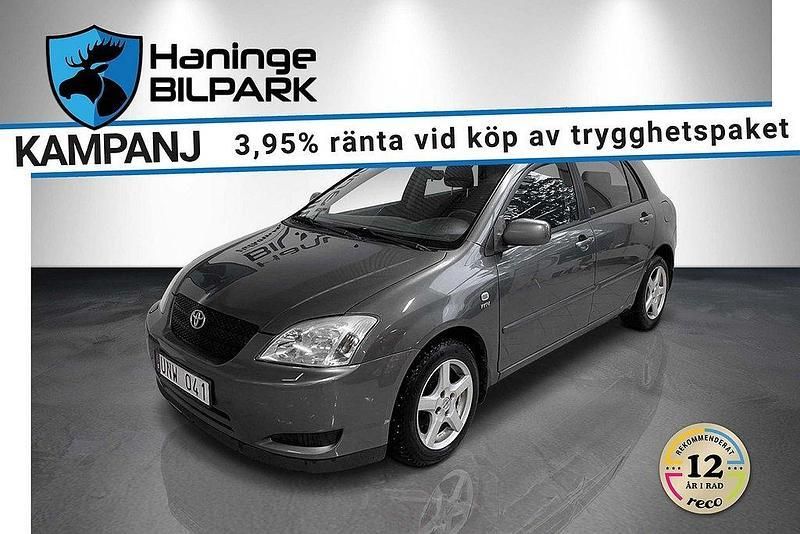 Grå Begagnad 2003 Toyota Corolla Halvkombi | 29 900 kr (Marknadspris) - Bild 1/1